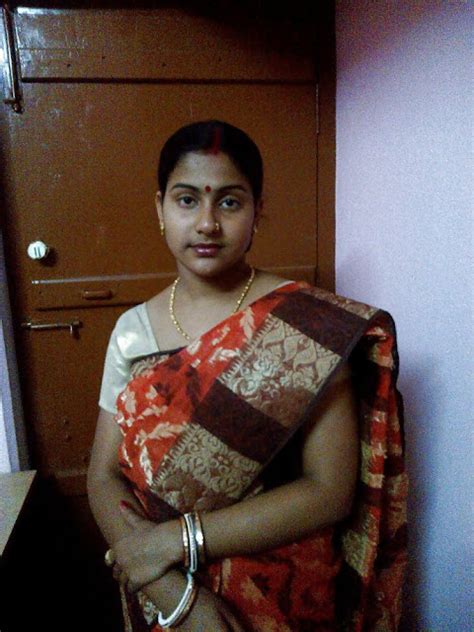 Telugu Andhra aunty puscy likking boyfriend